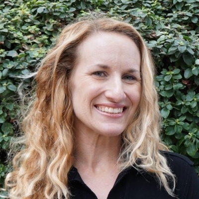 Kelly Groves